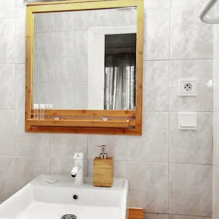 Appartement 2 Pieces Dans Cour Interieure - Les Chalets