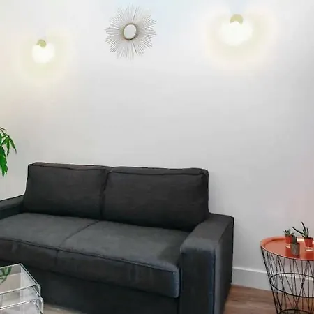 Appartement 2 Pieces Dans Cour Interieure - Les Chalets *