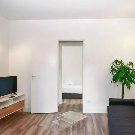 2 Pieces Dans Cour Interieure - Les Chalets Appartement