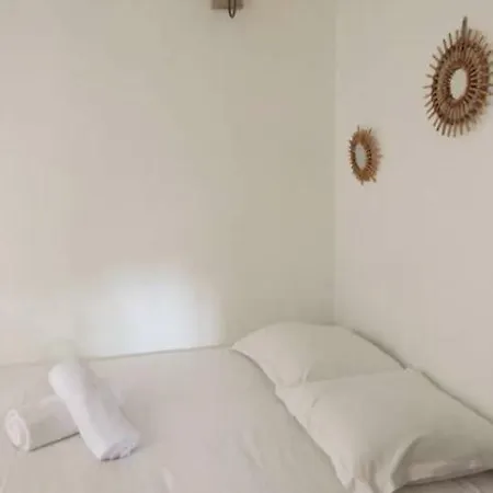 Appartement 2 Pieces Dans Cour Interieure - Les Chalets *